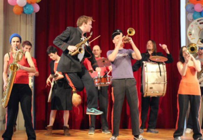 Ninossevillabigbandfestivalsevillaconlospeques01 2