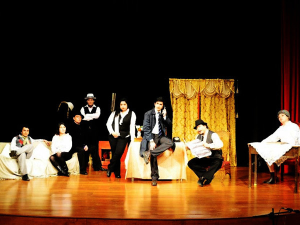 FuncionTeatro